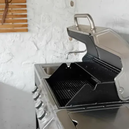 Boutique Camp, Pitches For Your Own Tent With Barhroom And Outdoor Kitchen キャンプ場 Mrse